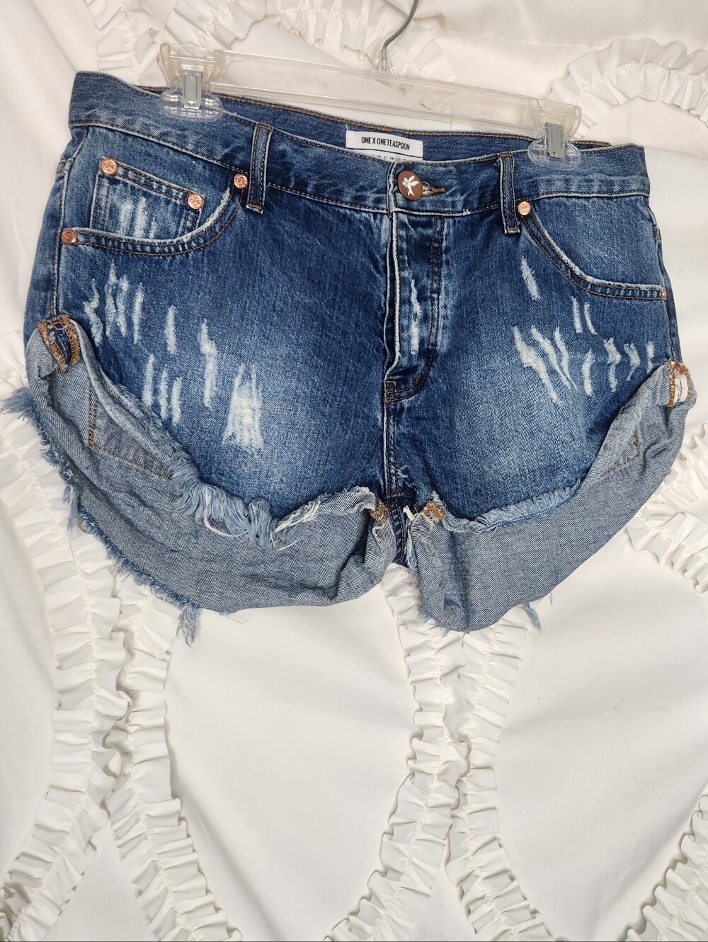One Teaspoon Bandits Blue Denim Shorts Twisted Cuff Hem Distressed Size 29